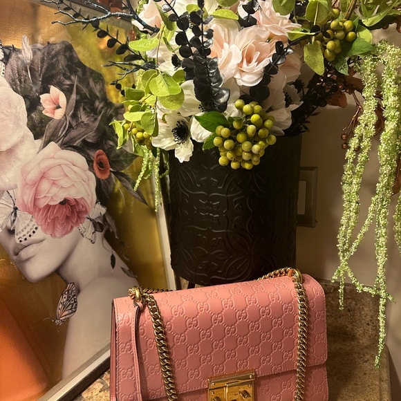Rose pink Gucci Purse - Picture 9 of 10